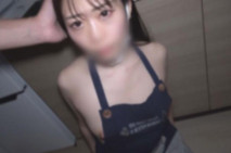 對男人太盡心盡力的可愛保育員。親手做的料理和暴露性欲的生性愛，心和胯間都緊緊抓住♥謝謝您的款待♥