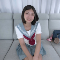 台灣的性感妹，也是最叛逆和早熟的。在老師的勸說下，她還是偷偷地戴上乳環，尋求粉紅色陰部的強烈活塞運動