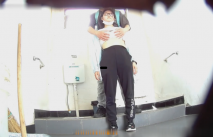 最新流出風景區女廁偷拍 來旅遊的飢渴情侶偷情口爆打飛機小哥還是個戀足癖