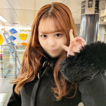 【首次拍攝】巨乳女大學生在學長的指示下前往飯店，進行激烈的性愛！她敏感的陰部遭到無情虐待。