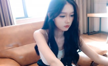 超像鞠婧禕的反差性冷淡臉女主播「lucy_1811」精瘦身材居然長著個蜜桃臀