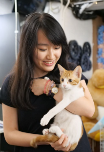 【梁X晴】私拍淫蕩視頻流出！不得不說還真是童顏巨乳