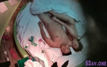 絕版偷拍-你沒見過的綠色清新圓床房喜歡玩69式的胖哥和漂亮情人做愛